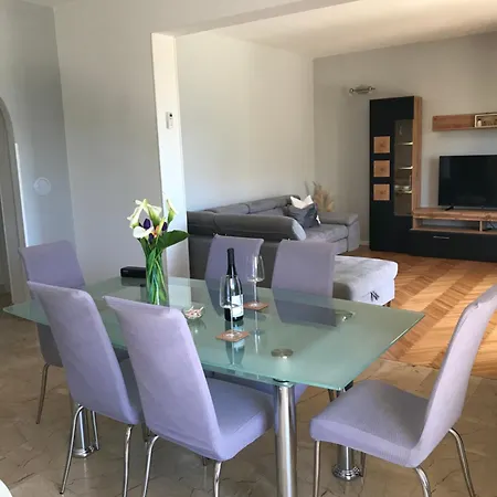 公寓 Villa Dijana
