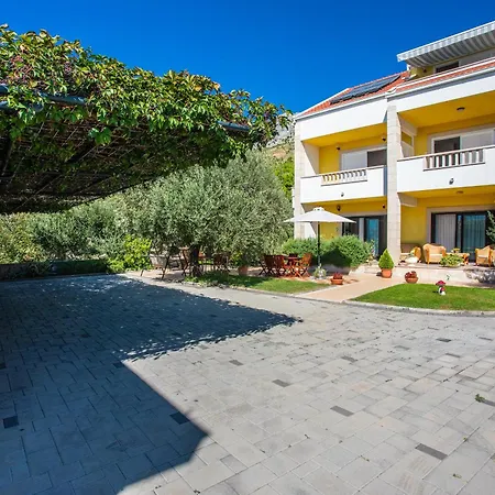 公寓 Villa Dijana